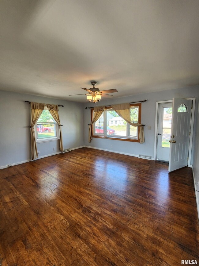 Foto del edificio - 3235 W 16th St