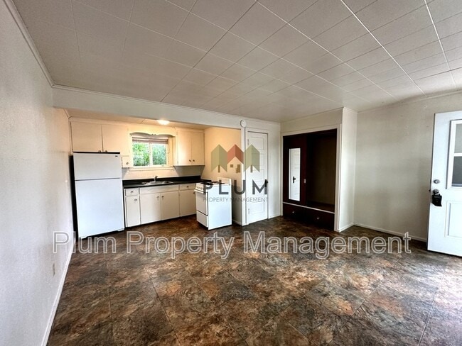 Building Photo - 205.5 Anaconda Street, Unit #2