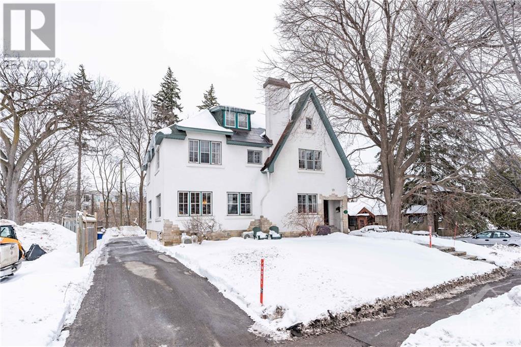 29 Clemow Ave, Ottawa, ON K1S 2A9 House for Rent in Ottawa, ON