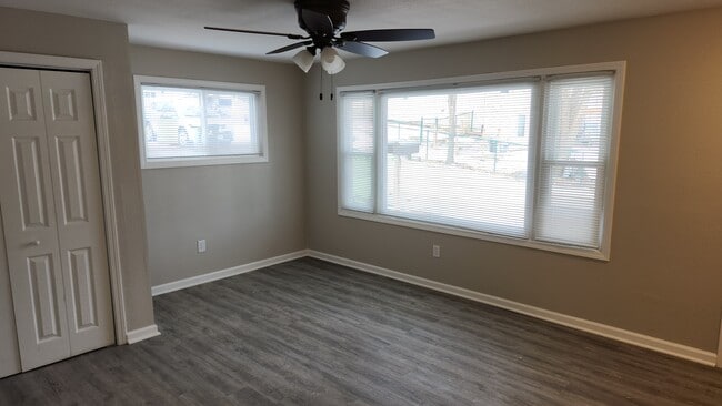 Building Photo - 30917 Shady Ln