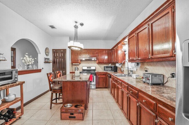 Foto del edificio - 38389 Oakleigh Ln