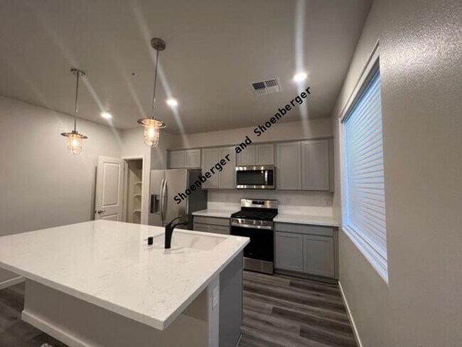 Building Photo - 4862 Black Falcon Way