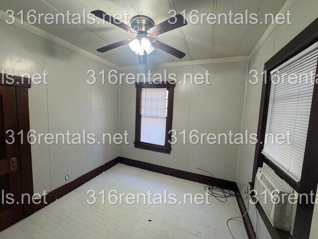 Foto del edificio - $725 - 2 bed 1 bath - Single Family