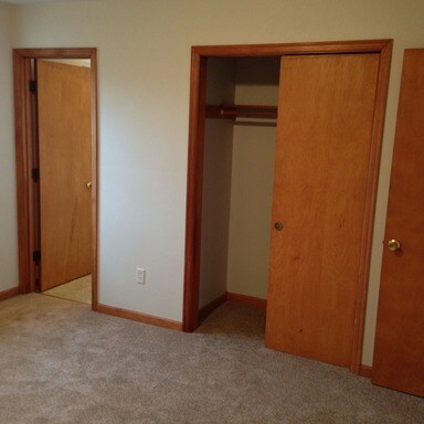 Building Photo - 2120 Carvin St NE