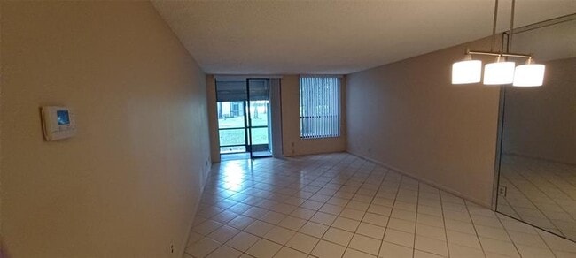 Building Photo - 6751 N University Dr