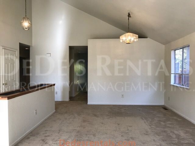 Foto del edificio - 2109 Crosspoint Ave