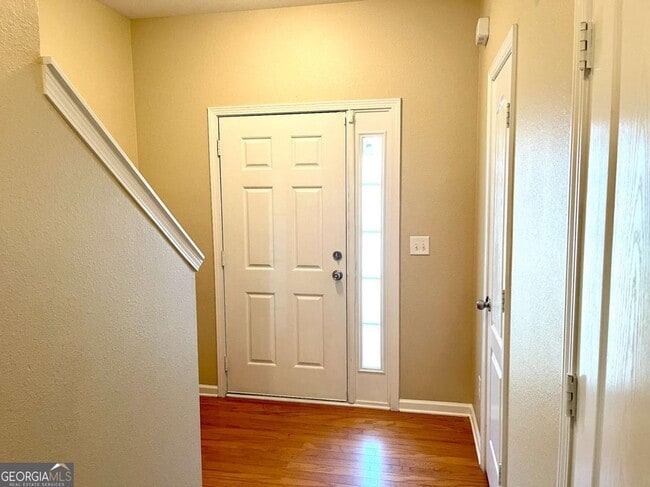 Foto del edificio - 6938 Rogers Point