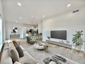 Building Photo - Stratford Pointe