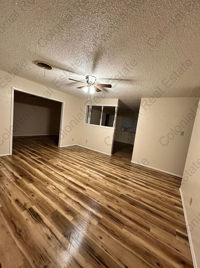 Foto del edificio - Cozy 3 bedroom 1.5 bathroom home.