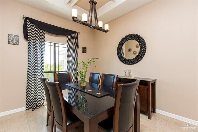 Foto del edificio - 4819 Western Rd