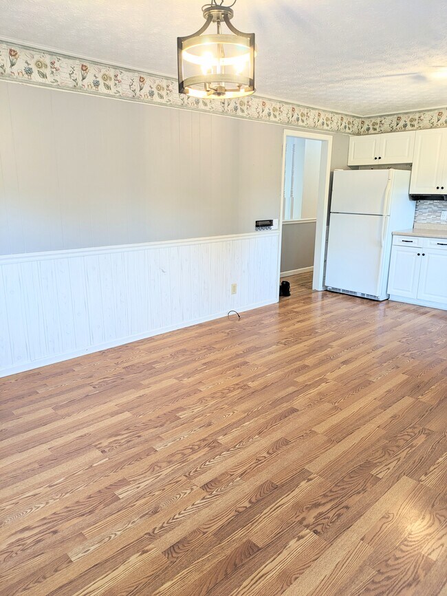 Foto del edificio - 334 Hidden Acres Rd