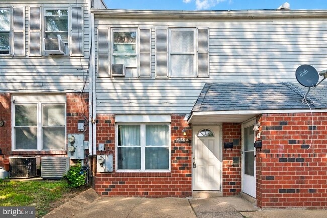 Building Photo - 2827 Norcross Ln