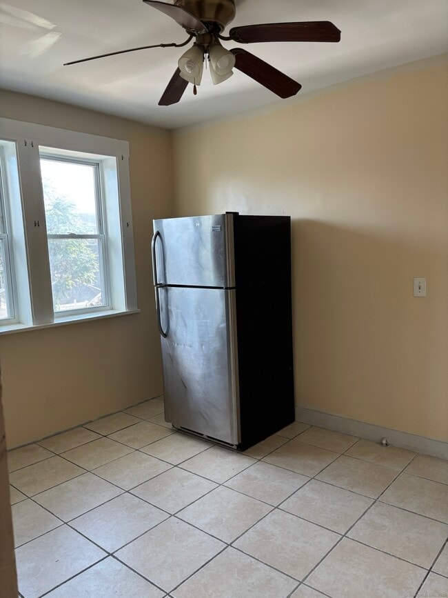 Building Photo - 141 Pixlee Pl