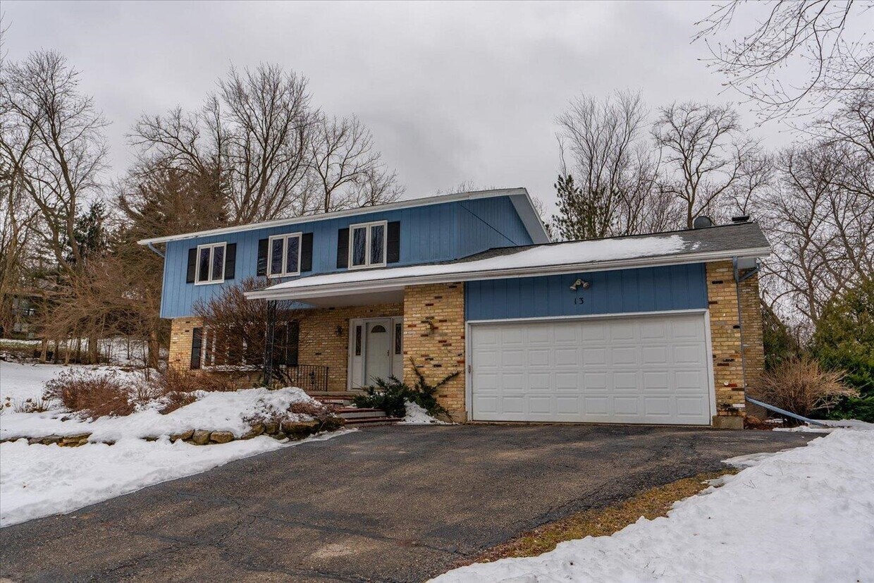 13 Piedmont Ct, Madison, WI 53711 House Rental in Madison, WI