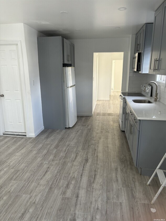 Foto principal - 141-18 116th Ave
