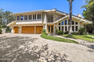 Building Photo - 1241 Canyon Rim Cir