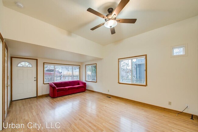 Foto del edificio - 2 br, 1 bath House - 1605 5th St.