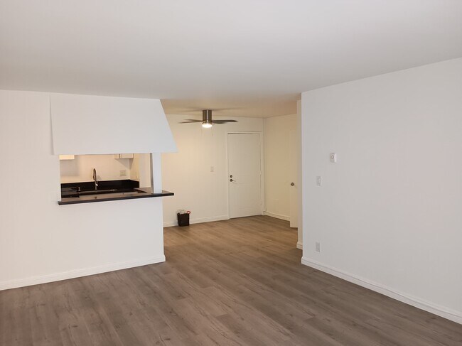 Foto del edificio - Hollywood Villa Apartments