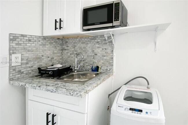 Building Photo - 22656 SW 54th Way
