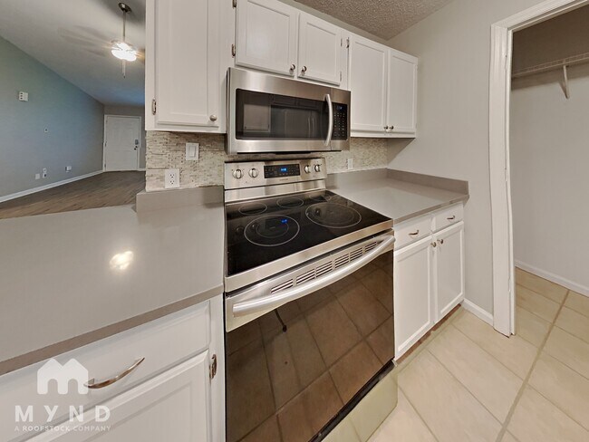 Foto del edificio - 7007 Ware Rd