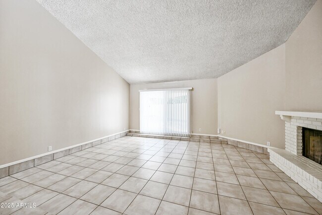 Building Photo - 7725 E Rovey Ave