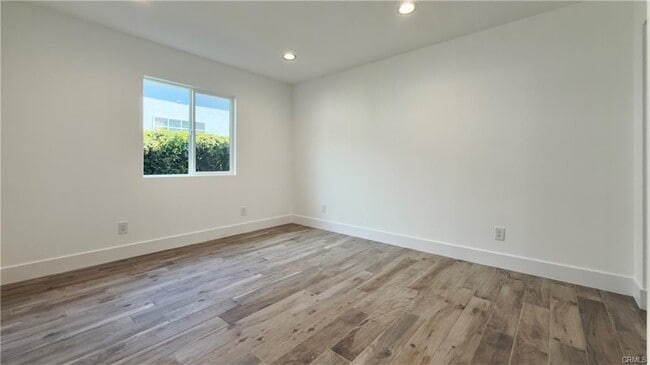 Foto del edificio - 1346 Fraser Ave