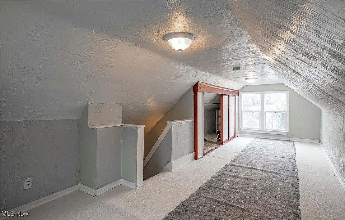 Foto principal - 682 Brown St