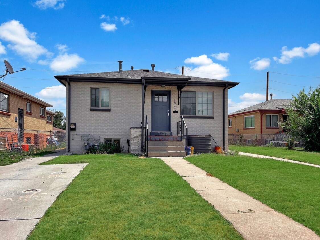 Primary Photo - SLOAN'S LAKE: 2-BEDROOM UNIT WITH HIGH-END...
