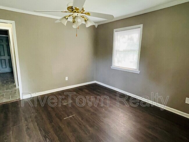 Building Photo - 2650 Deadrick Ave