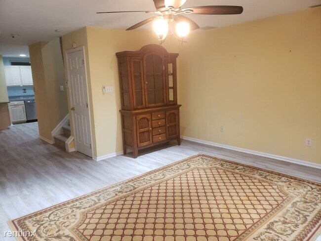 Foto del edificio - 3 br, 3 bath Townhome - 21 Patcong Dr