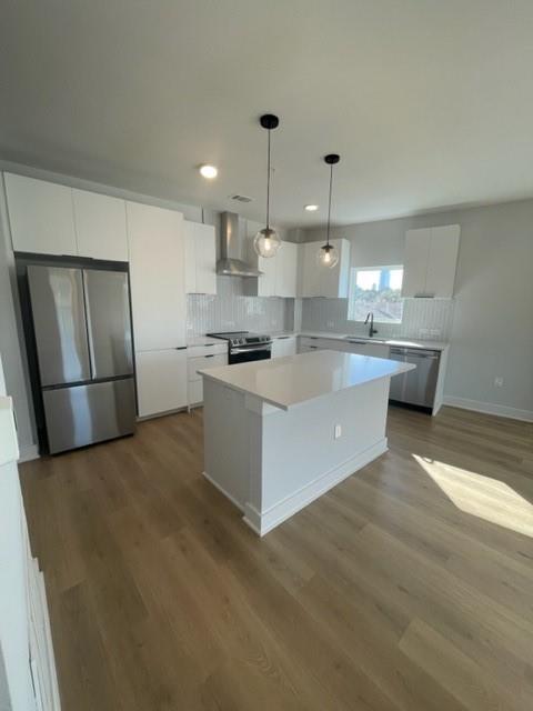 Primary Photo - 2500 Longview St