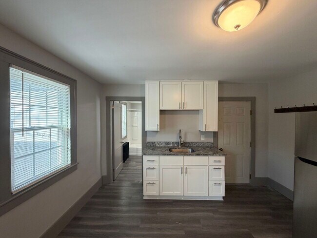 Foto del edificio - 14 Kearsarge Ave