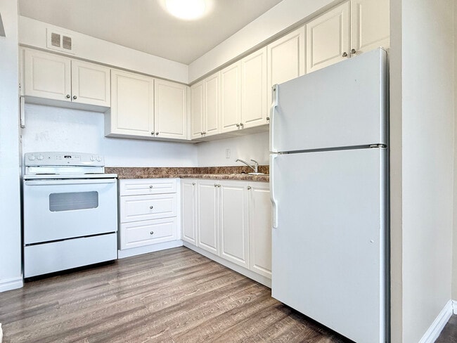 Building Photo - Prestige Apartments