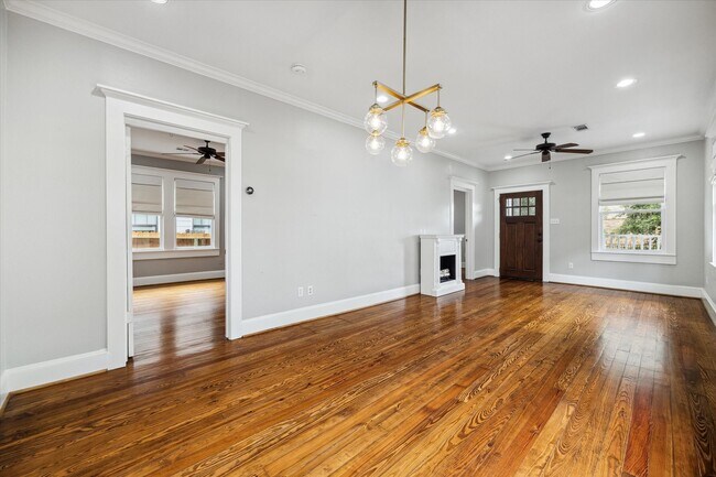 Building Photo - 513 Northwood St