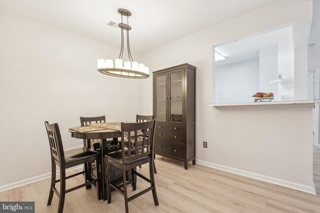 Foto del edificio - 11322 Westbrook Mill Ln