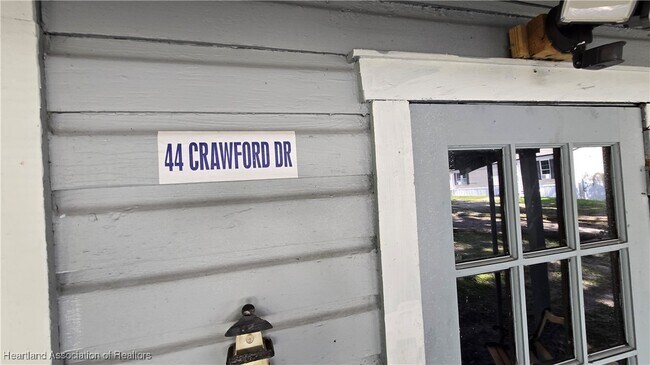 Foto del edificio - 44 Crawford Dr
