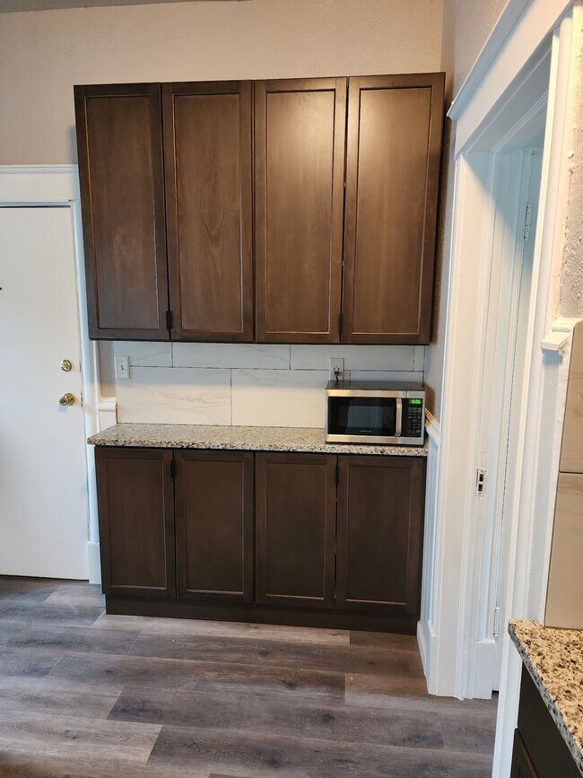 Building Photo - 2717 Aldrich Ave N