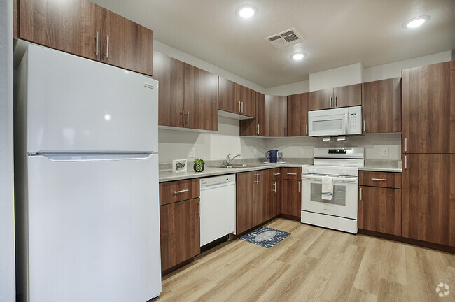 Building Photo - Centerline on Glendale Phase II