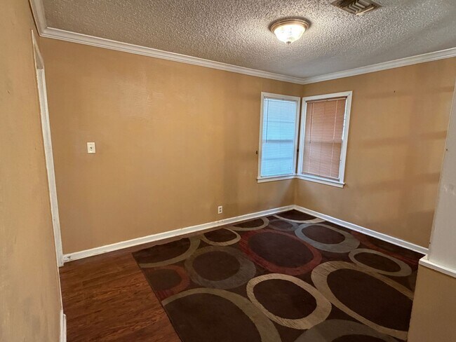 Foto del edificio - Shreveport - 3 Bed 2 Bath Home with workshop and large yard!