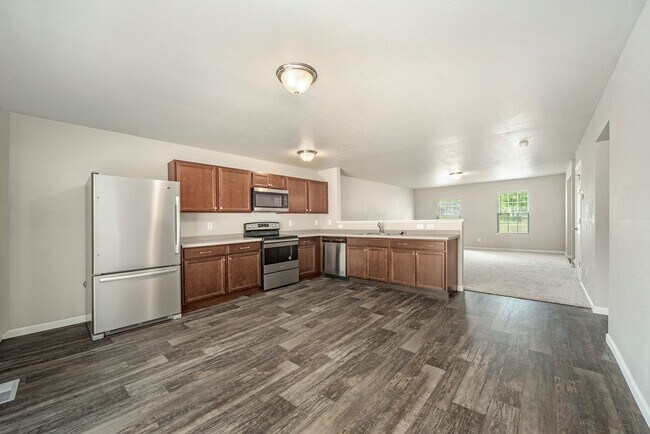 Foto del edificio - Outstanding Newer Home for Lease