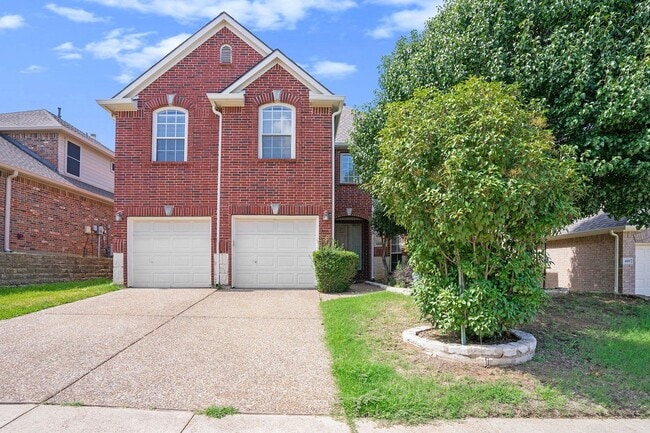 Beautifully Crafted 5 Bedroom 4 Bath in Flower Mound! - Beautifully Crafted 5 Bedroom 4 Bath in Flower Mound! House