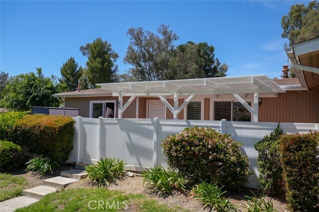 Foto del edificio - 25855 Via Lomas