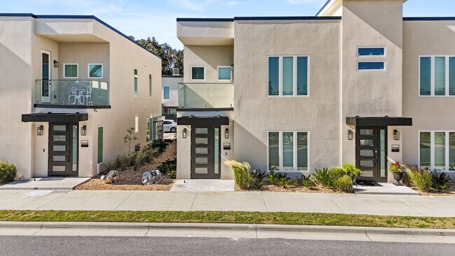Foto del edificio - Exclusive Townhome in The Vue at Celebration Pointe