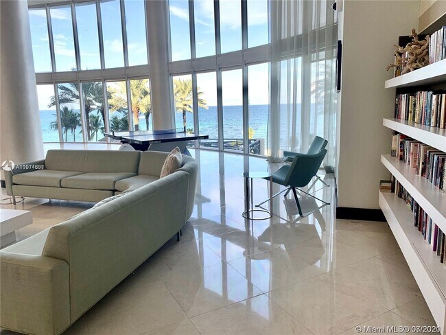 Building Photo - 19333 Collins Ave
