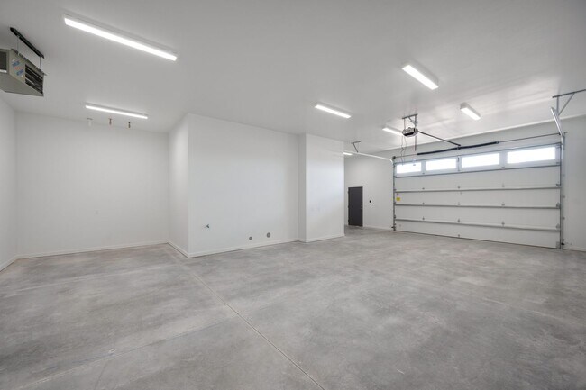 Building Photo - 1 Old Yellowstone Trail