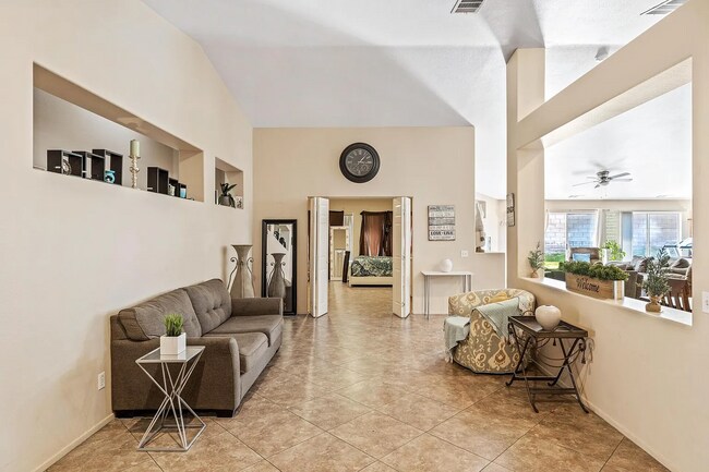 Foto del edificio - 41250 Doak St