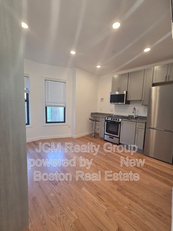 Photo - 165 Hawthorne Street Apartment