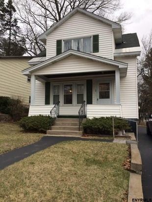 Primary Photo - 34 Cromer Ave