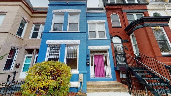 Foto del edificio - Affordable Rooms in Updated NW DC Home, Move-In Ready!