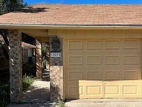 Building Photo - 1207 Wales Dr